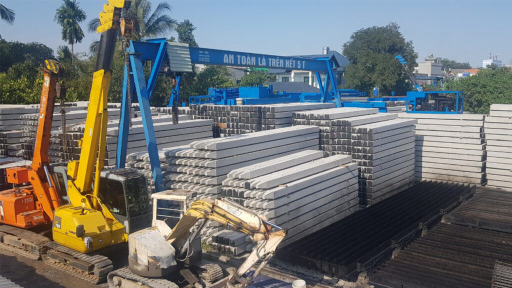 CÔNG TY CỔ PHẦN ĐẦU TƯ XÂY DỰNG NAM LỘC TIẾN NAM LOC TIEN CONSTRUCTION INVESTMENT JOINT STOCK COMPANY
