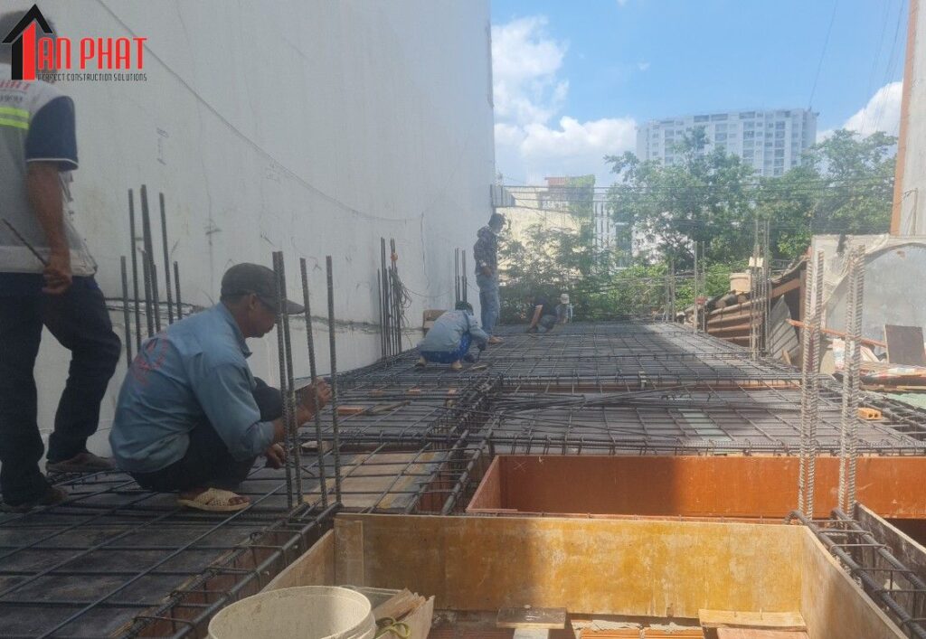 CÔNG TY CỔ PHẦN ĐẦU TƯ XÂY DỰNG NAM LỘC TIẾN NAM LOC TIEN CONSTRUCTION INVESTMENT JOINT STOCK COMPANY